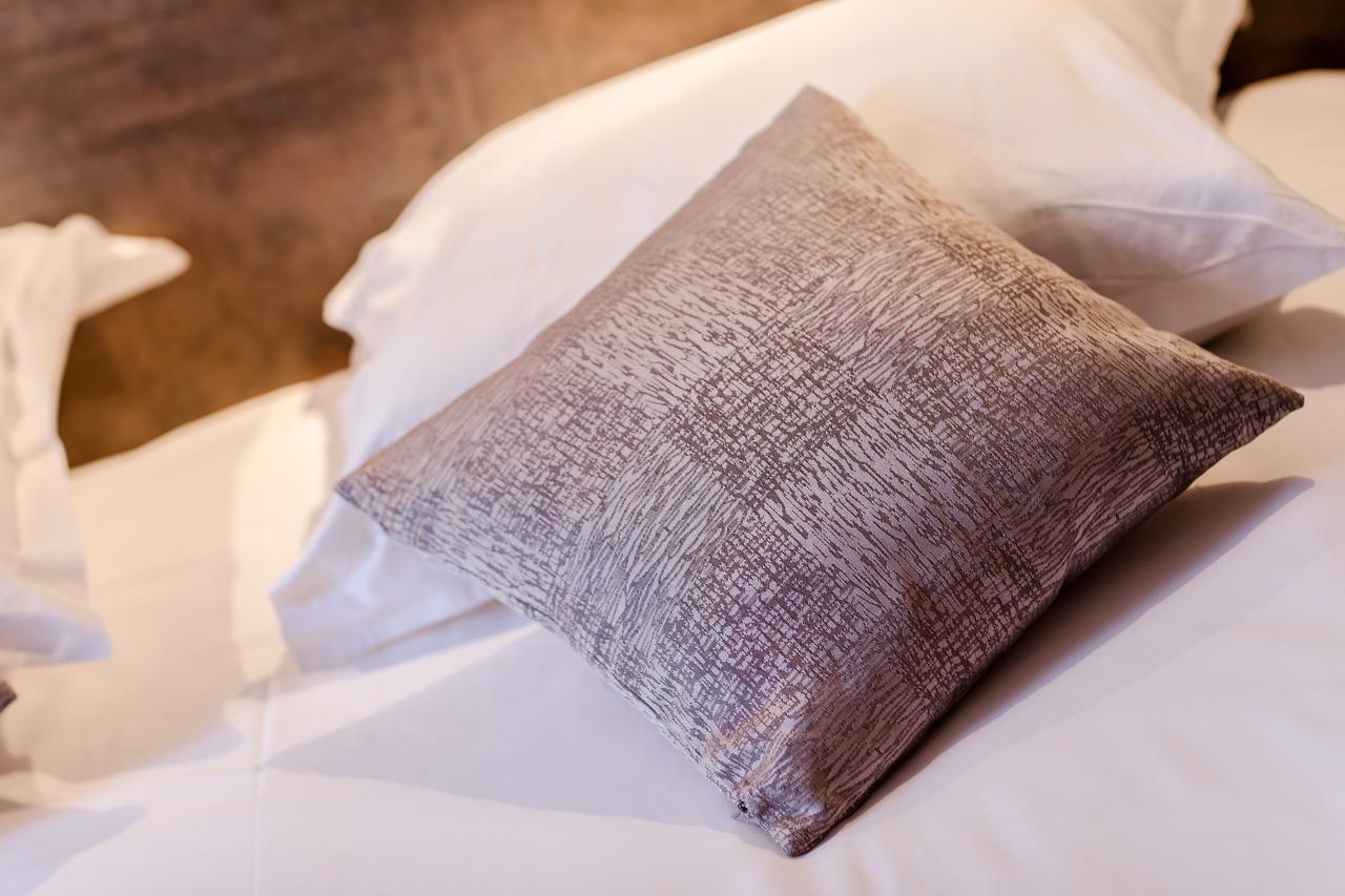 Logis Hotel - Le Petit Bellon Senlis  Eksteriør bilde