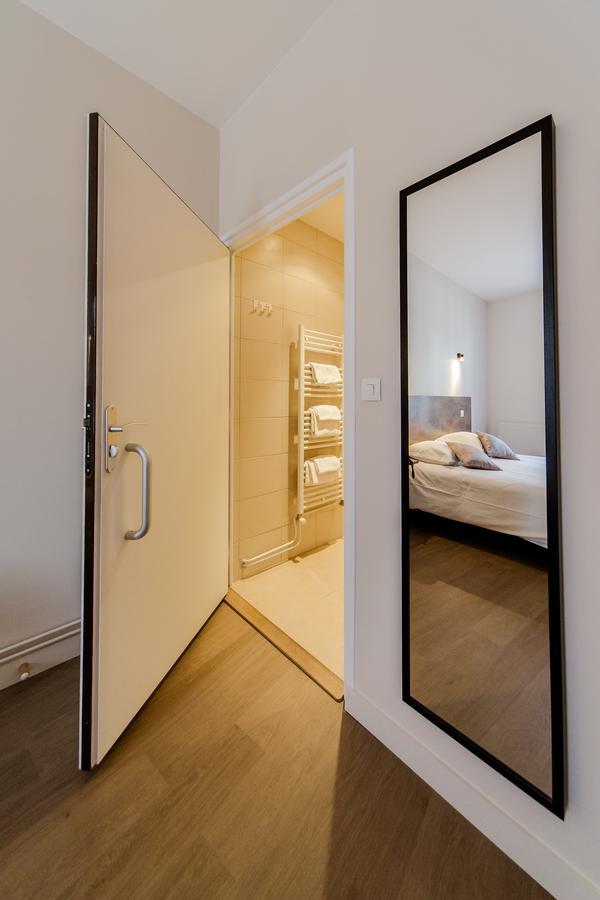Logis Hotel - Le Petit Bellon Senlis  Eksteriør bilde