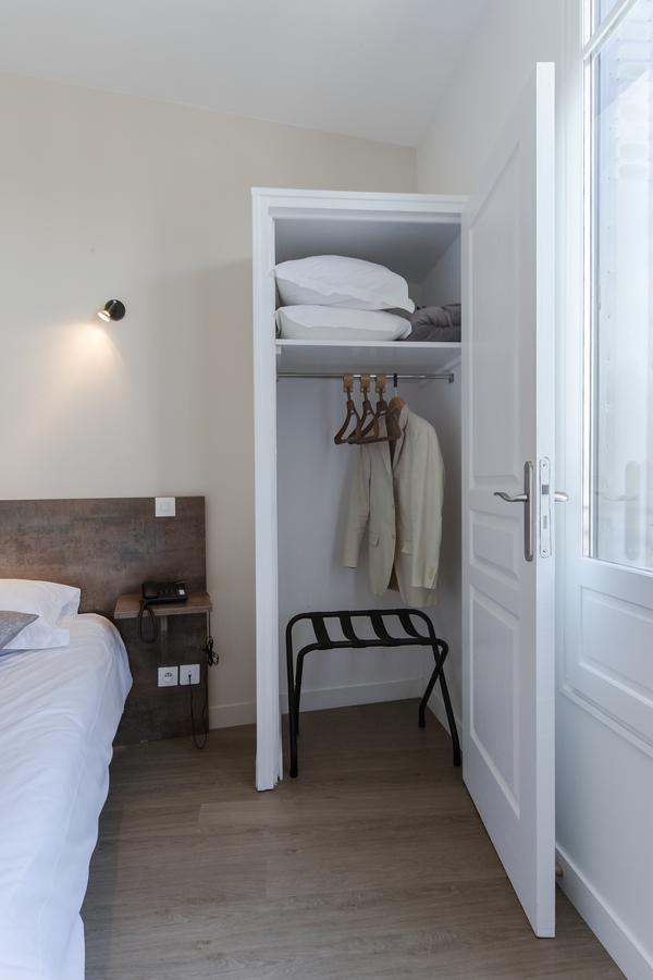 Logis Hotel - Le Petit Bellon Senlis  Eksteriør bilde