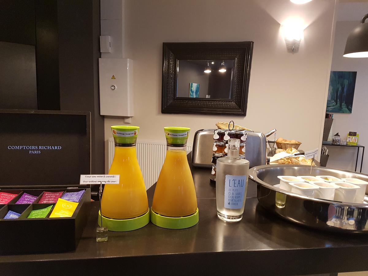 Logis Hotel - Le Petit Bellon Senlis  Eksteriør bilde